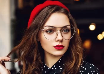 Your Complete Guide To Choosing Best Eyewear Frames